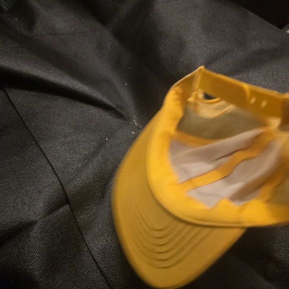 Yellow Mesh Cap - Picture 3 of 4